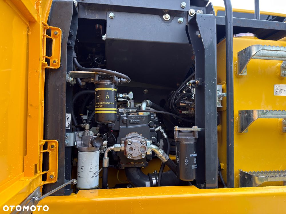 Komatsu PW 160-11 - 21