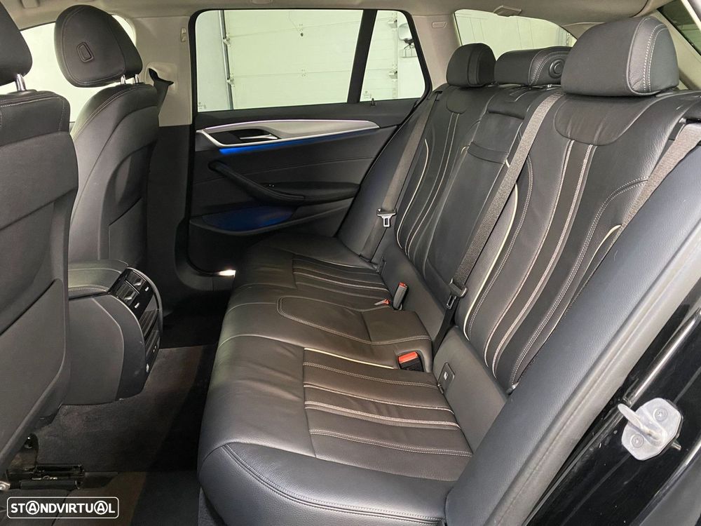 BMW 530 e Line Luxury - 7