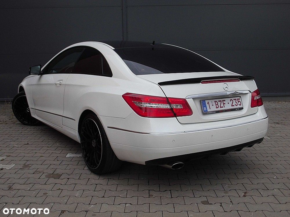 Mercedes-Benz Klasa E 200 CGI BlueEFFICIENCY Automatik Avantgarde - 15