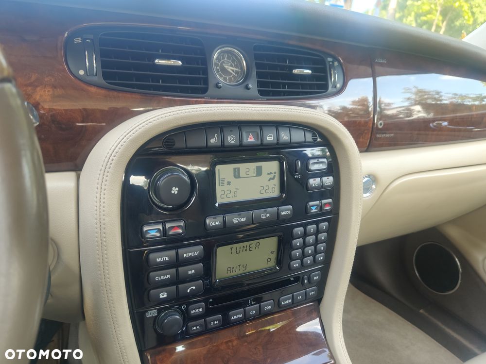 Jaguar XJ XJ8 4.2 Executive Last Edition - 20