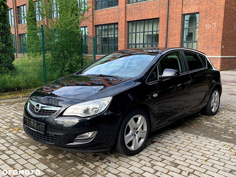 Opel Astra - 1