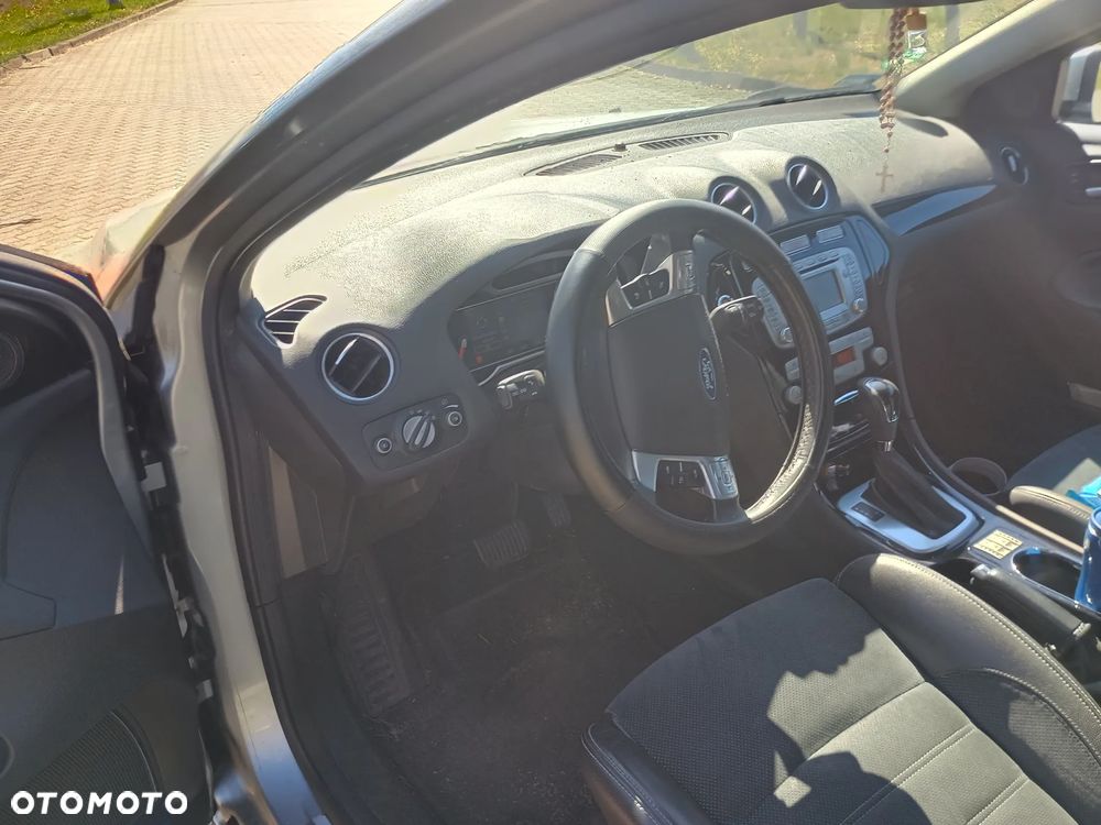 Ford Mondeo 2.0 TDCi Titanium - 13