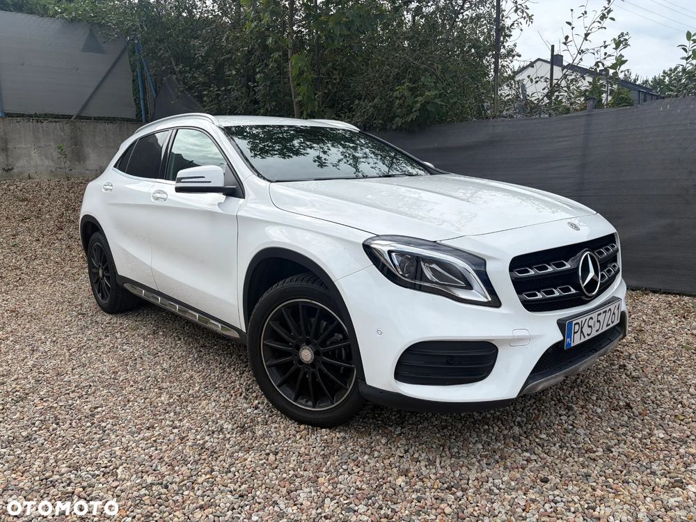 Mercedes-Benz GLA 200 7G-DCT Style