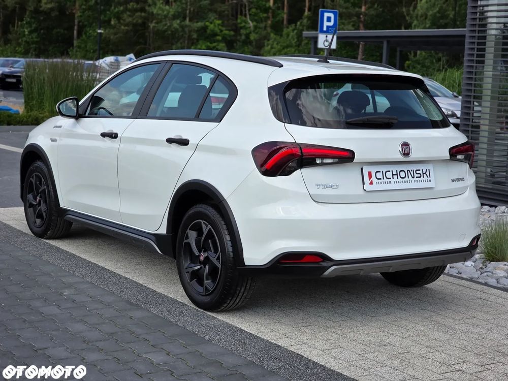 Fiat Tipo 1.5 Hybrid City Cross DCT - 12