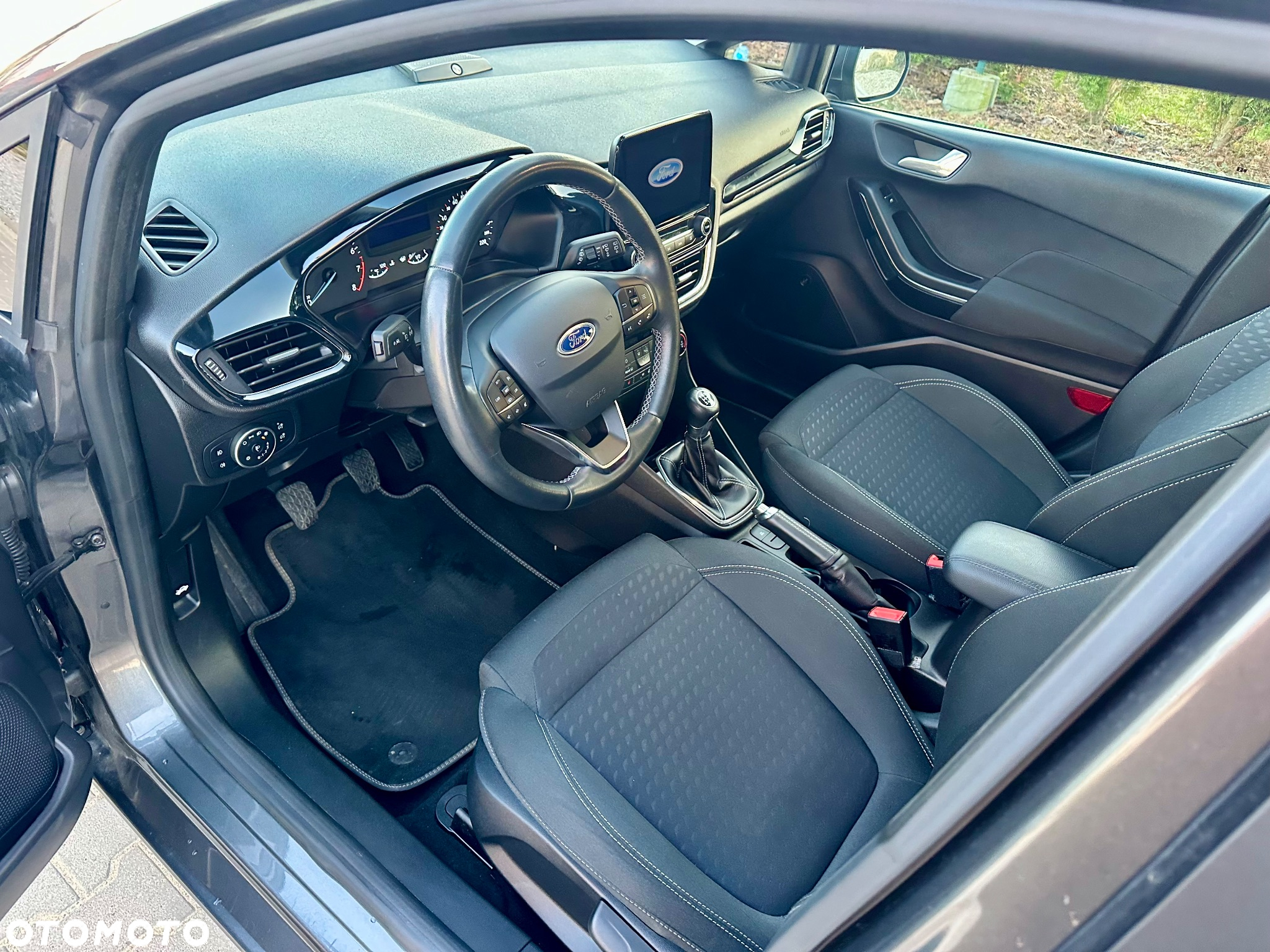 Ford Fiesta 1.1 S&S TITANIUM - 13