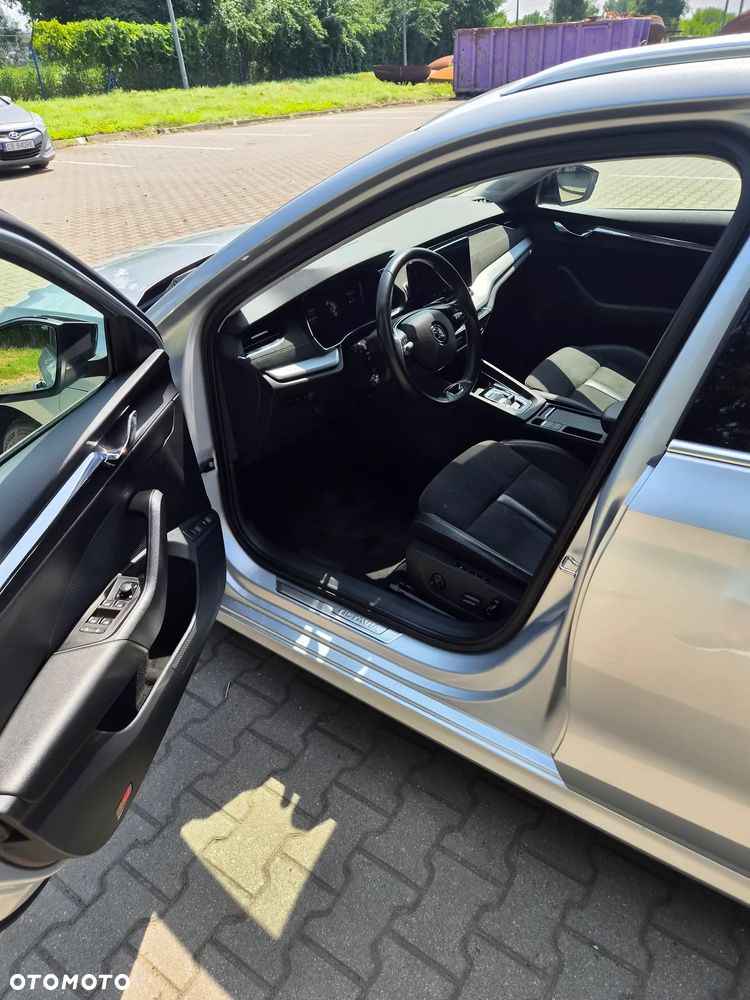 Skoda Octavia 1.4 TSI Joy DSG - 8