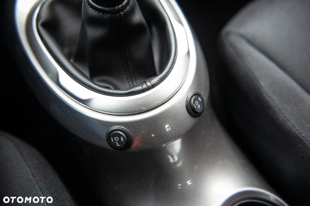 Nissan Juke 1.6 Acenta - 36