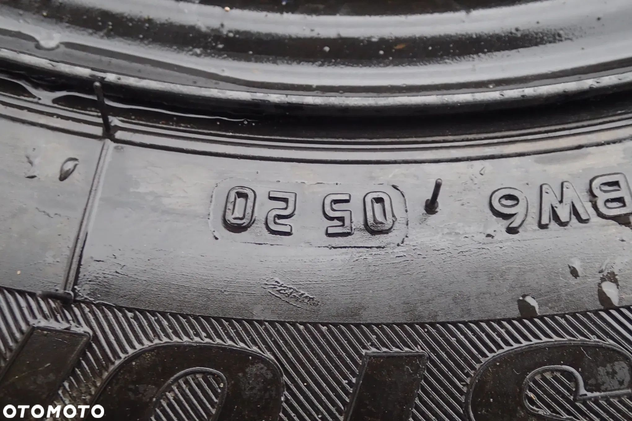 OPONY LETNIE 215/65/16C  1500ZŁ  FELGI STALOWE VW T5 T6 6,5JX16 ET 51 5X120 7H0601027D Z OPONAMI BRIDGESTONE LATO 215/65/16C 4X7MM KOMPLET - 4
