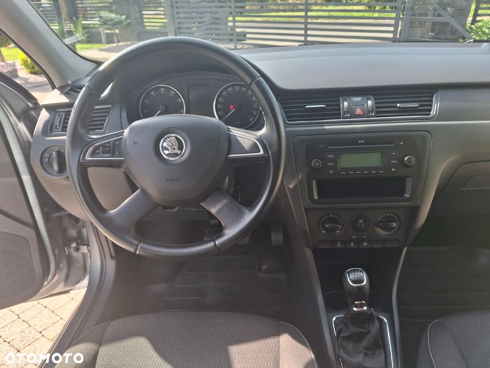 Skoda RAPID 1.2 TSI Ambition - 22