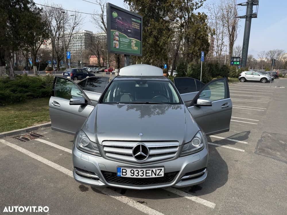 Mercedes-Benz C 220 CDI DPF (BlueEFFICIENCY) 7G-TRONIC Avantgarde - 3