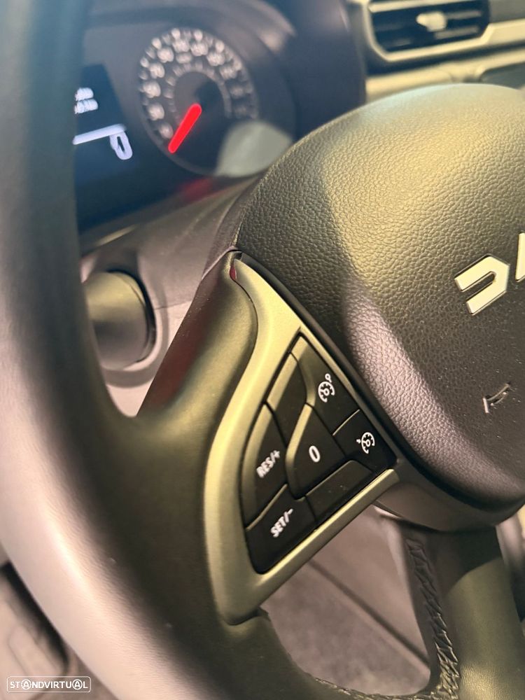 Dacia Duster 1.0 TCe Journey - 32