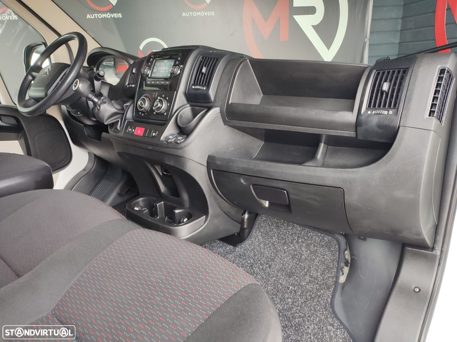 Citroën Jumper 2.0 BlueHDi 35 L2H2 - 27