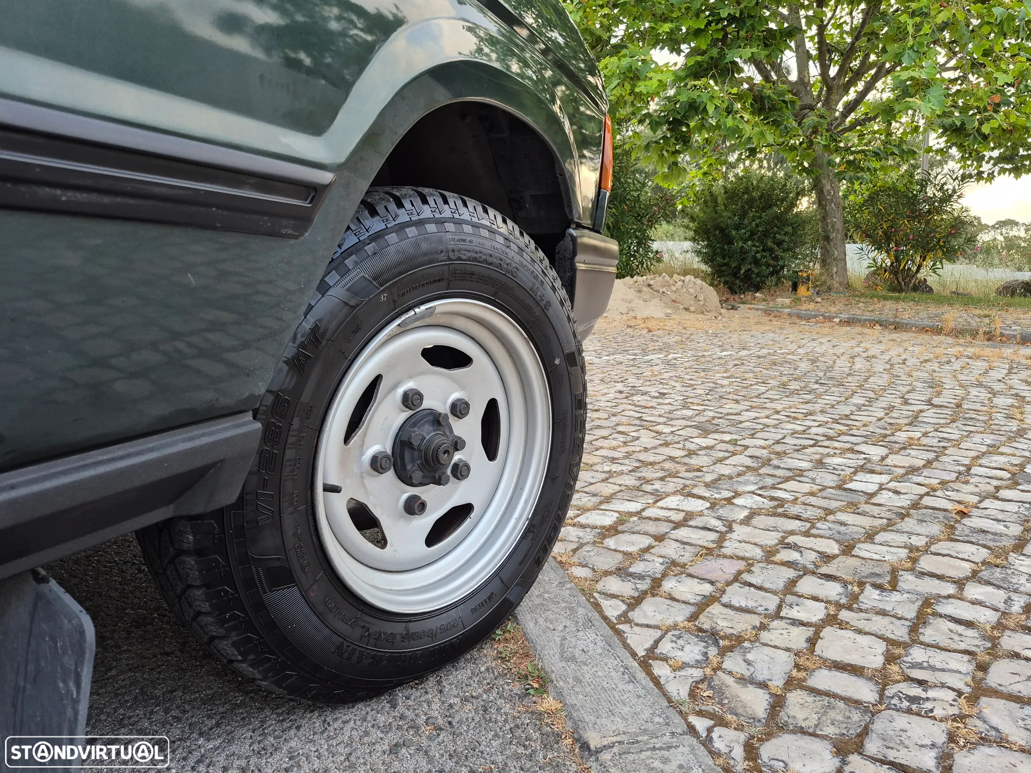 Land Rover Discovery 2.5 TDi - 11