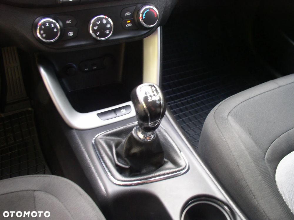 Kia Ceed 1.4 CVVT Attract Plus - 24