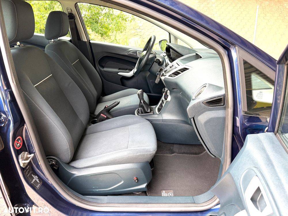 Ford Fiesta 1.25i Titanium - 9