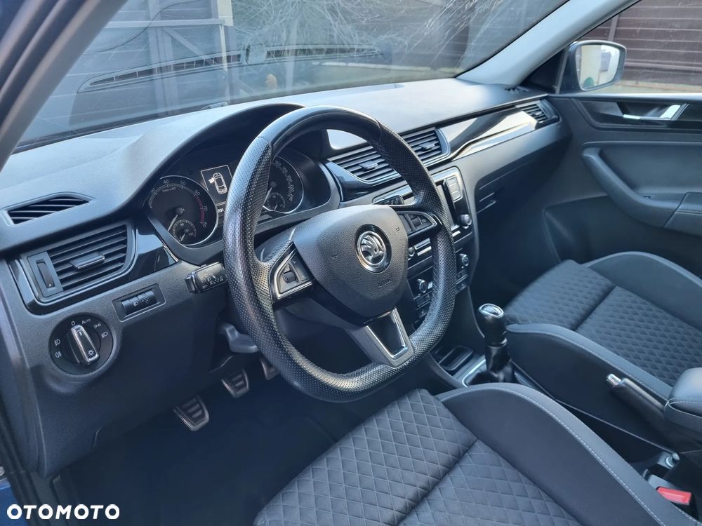 Skoda RAPID Spaceback 1.0 TSI ScoutLine - 13