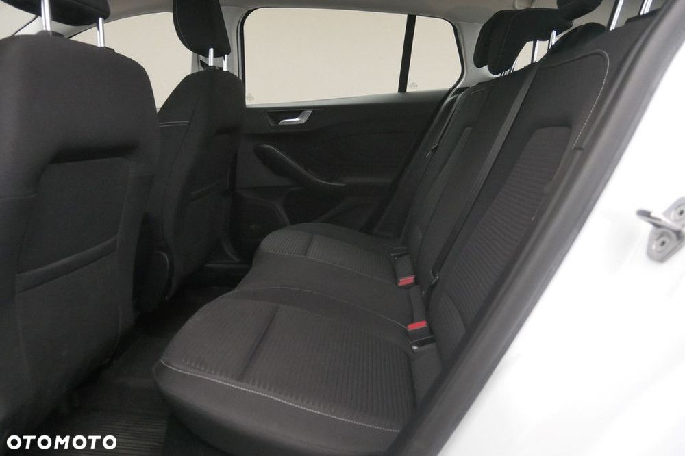 Ford Focus 1.0 EcoBoost Titanium - 15
