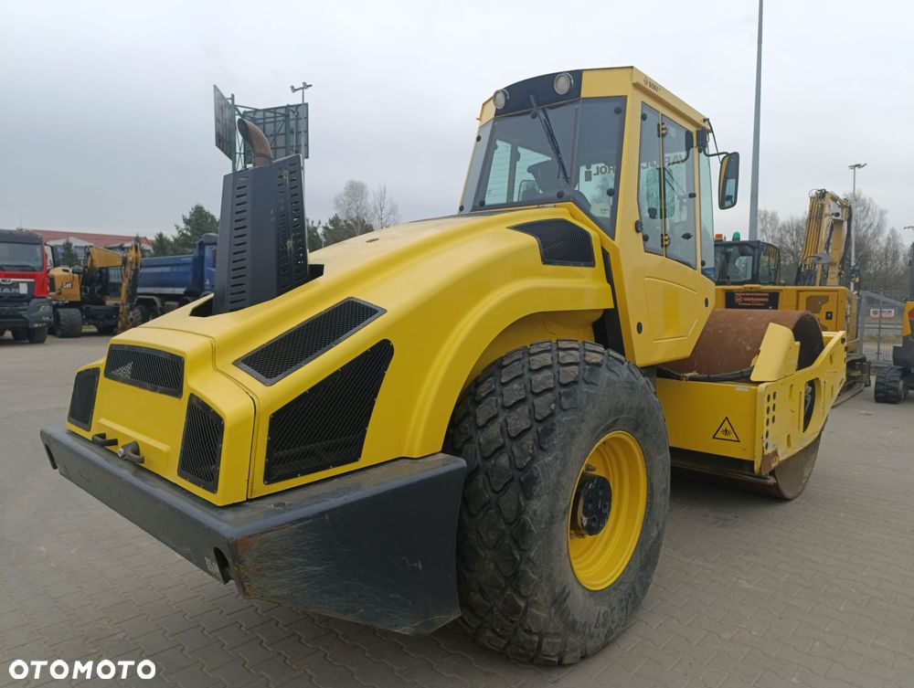 Bomag BW 213 DH-4 i BVC - 1