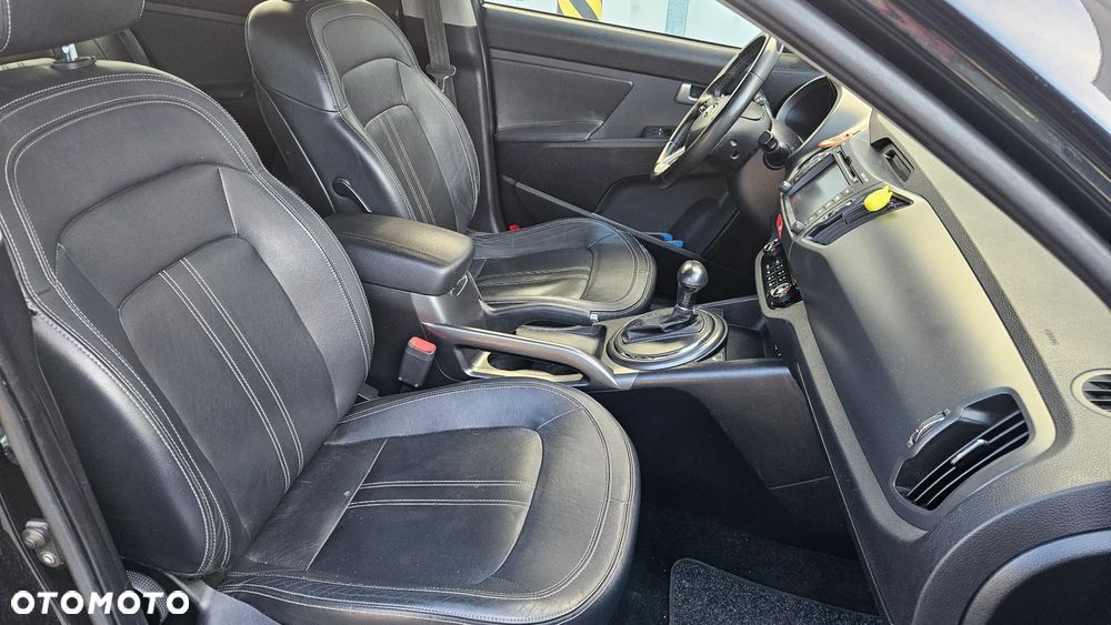 Kia Sportage 2.0 CVVT 2WD Automatik Spirit - 17