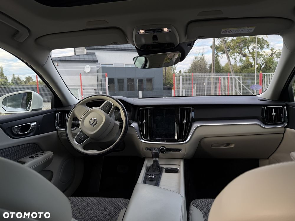 Volvo V60 T5 Geartronic Momentum - 14