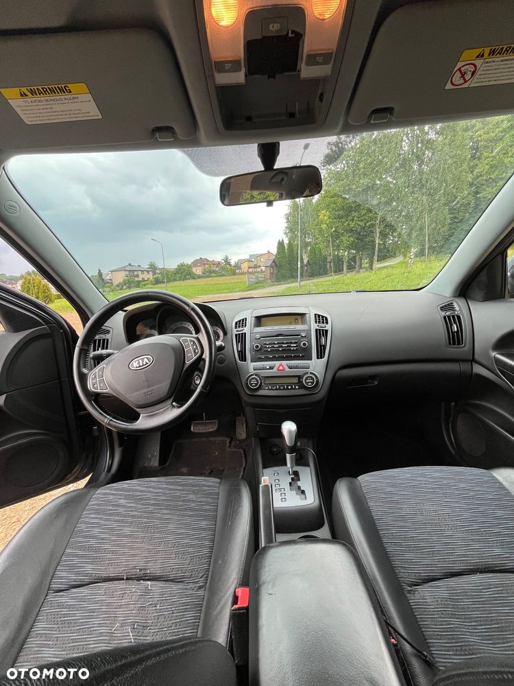 Kia Ceed Cee'd 1.6 Comfort + - 12