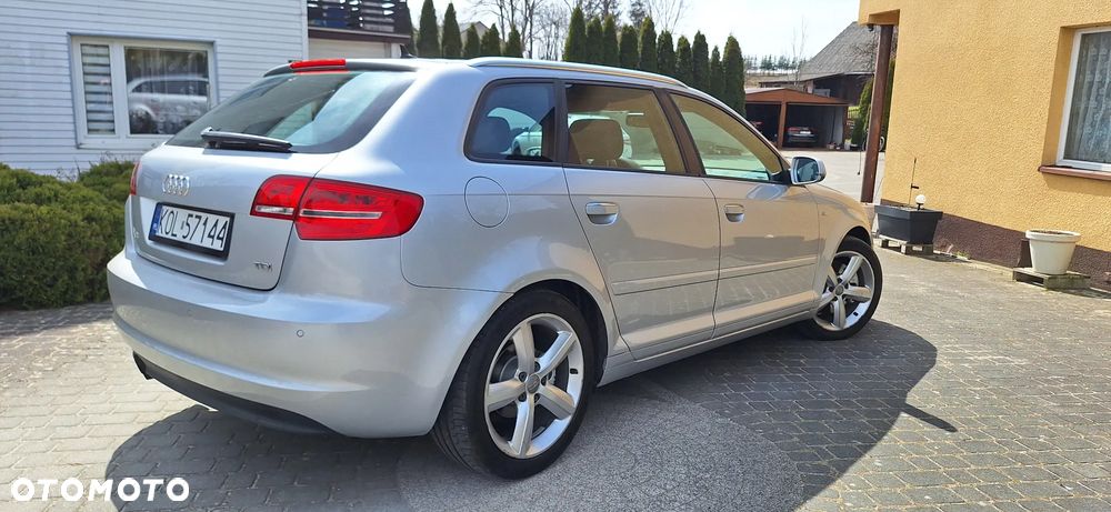 Audi A3 Sportback - 12