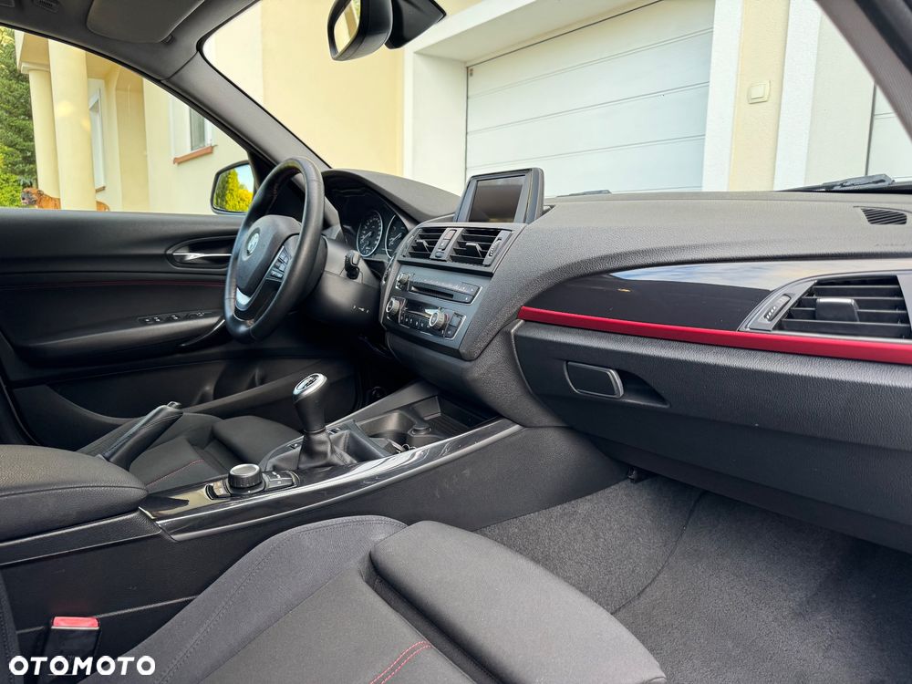 BMW Seria 1 118d DPF Edition Sport - 24