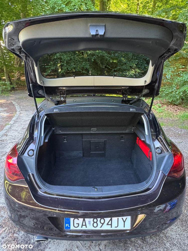 Opel Astra 1.4 T Cosmo S&S - 22