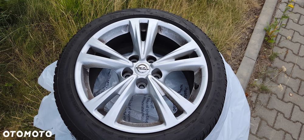 Opel Insignia 2.0 T 4x4 GSi S&S - 29