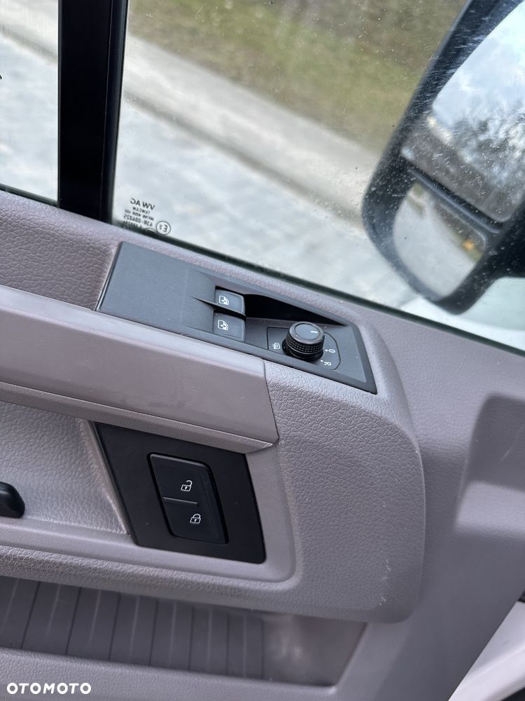 Volkswagen Crafter - 17