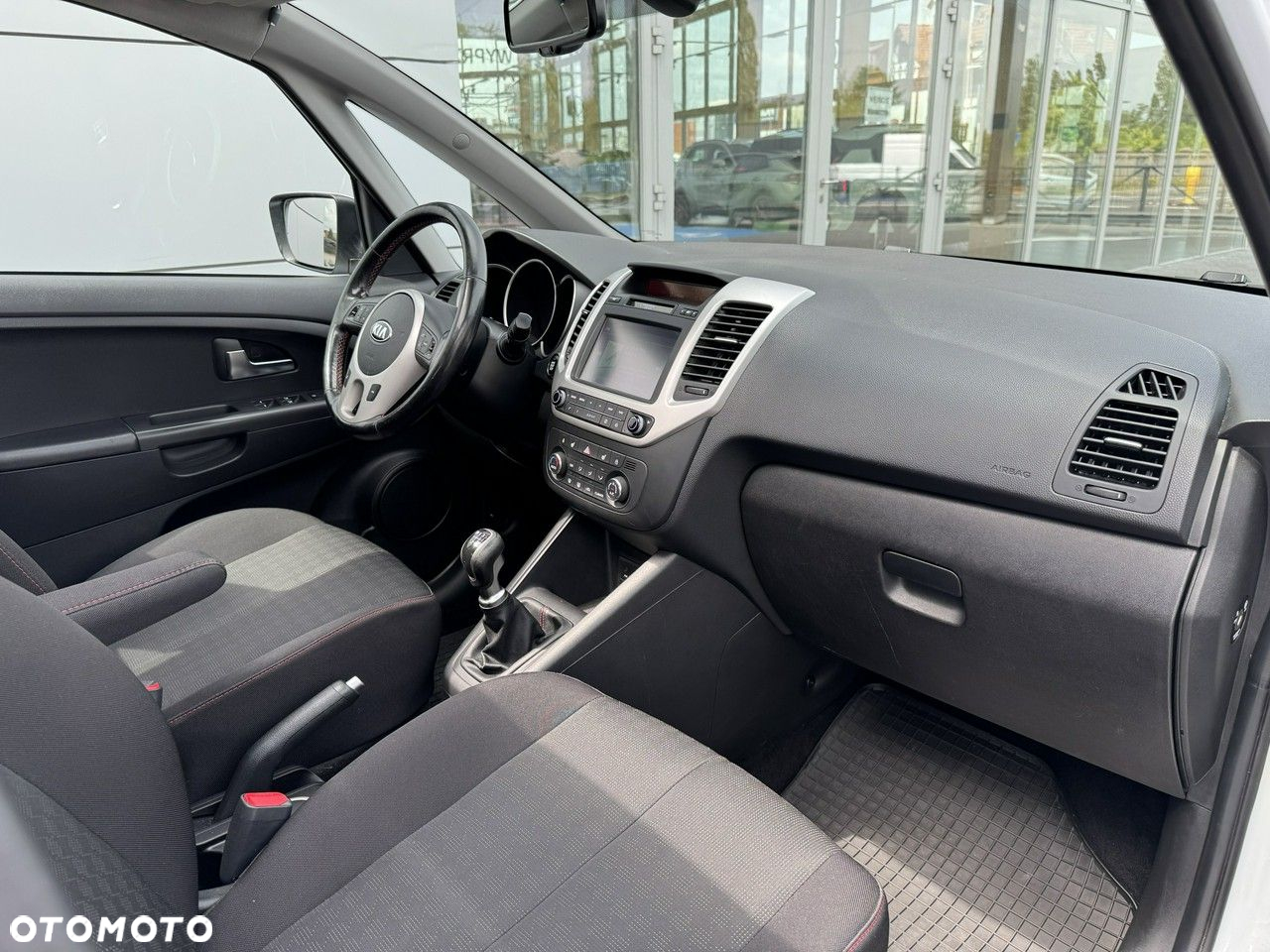 Kia Venga 1.6 Business Line - 18