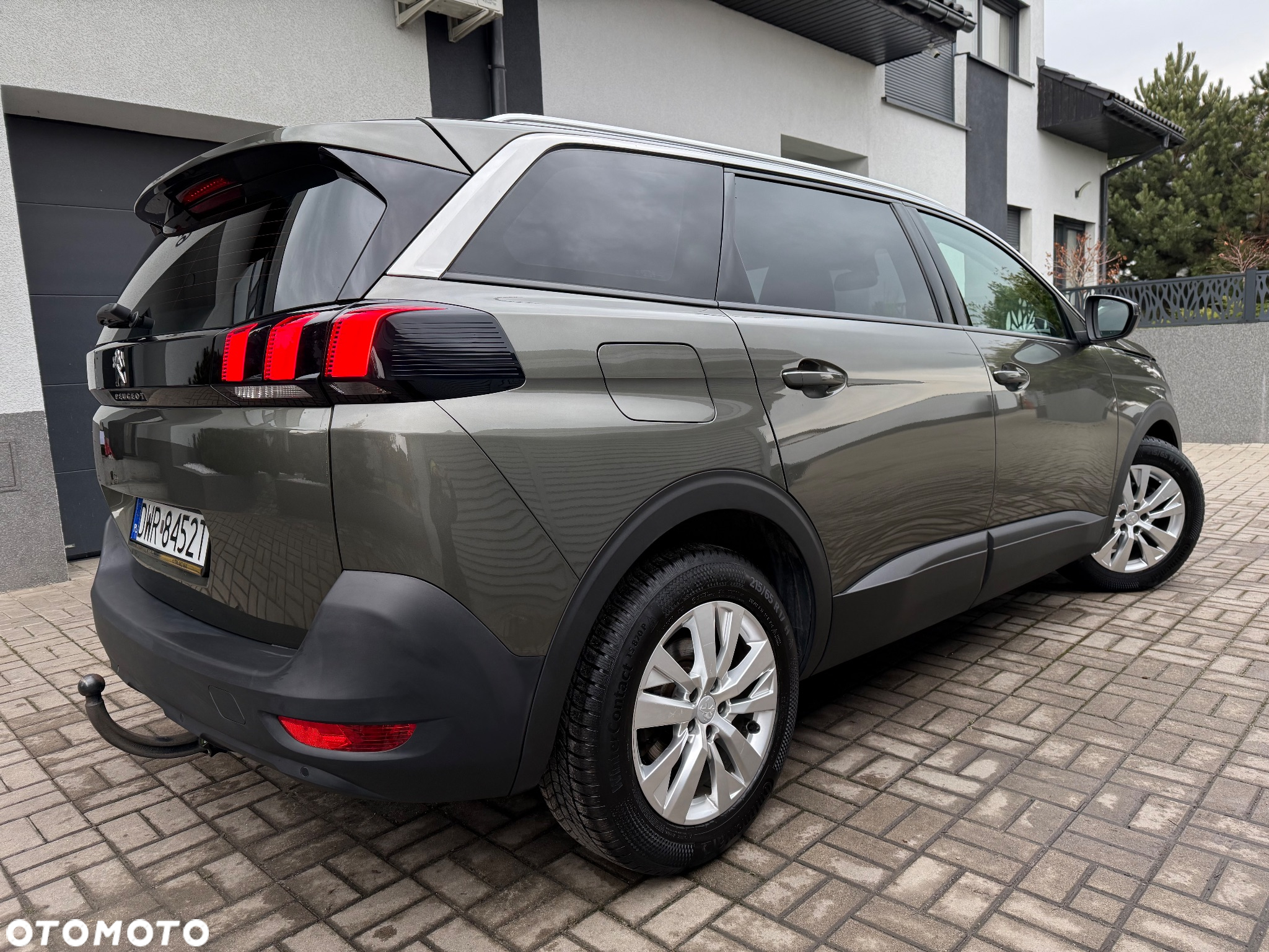 Peugeot 5008 - 3