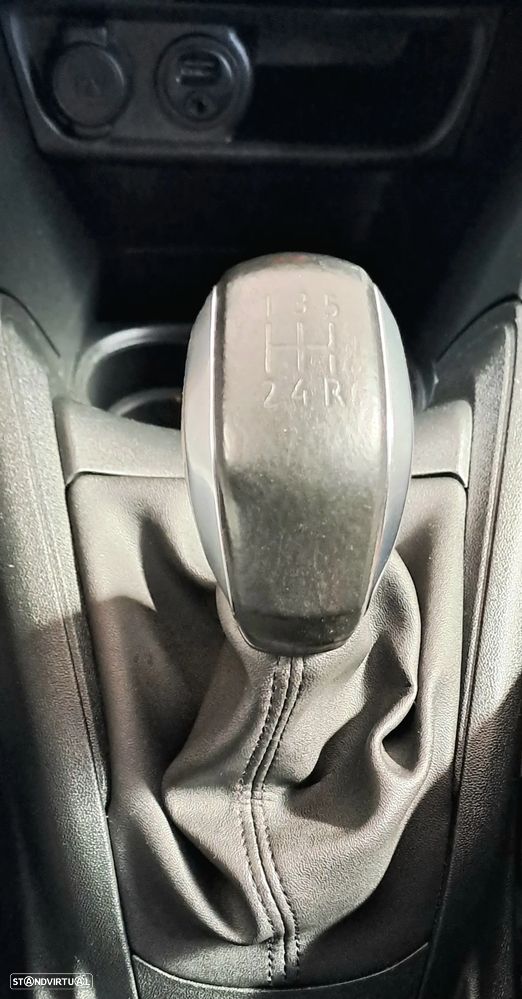 Peugeot 208 1.2 PureTech Allure - 47