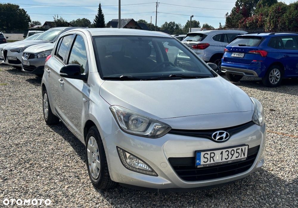 Hyundai i20 - 8