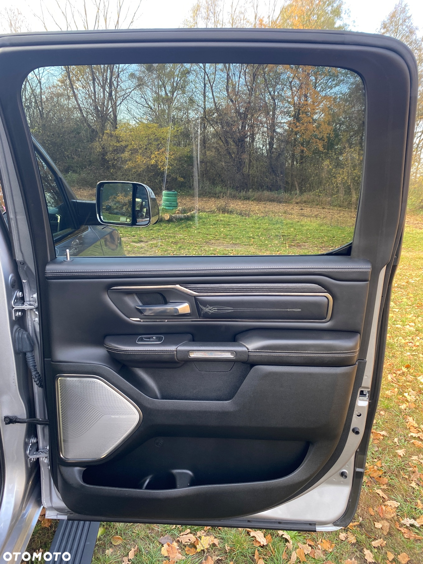 RAM 1500 Crew Cab Longbed Longhorn - 14