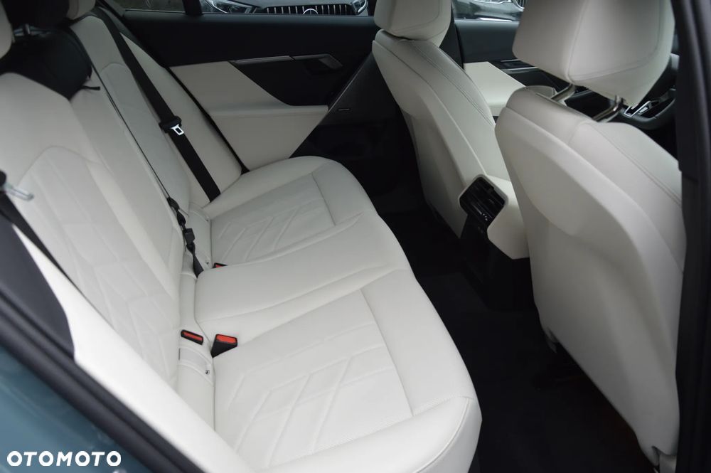 BMW Seria 5 530e - 20