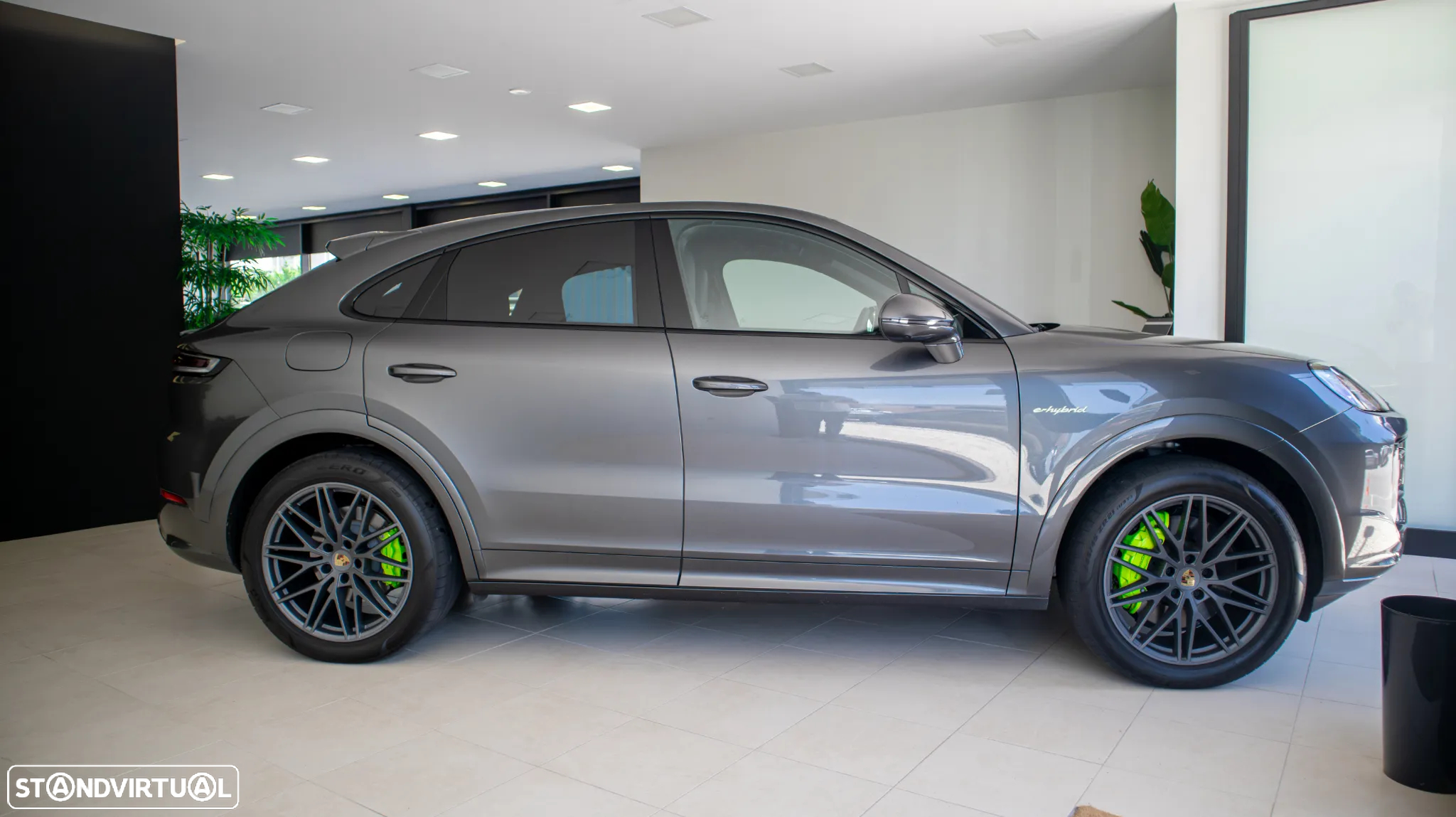 Porsche Cayenne Coupé E-Hybrid - 6