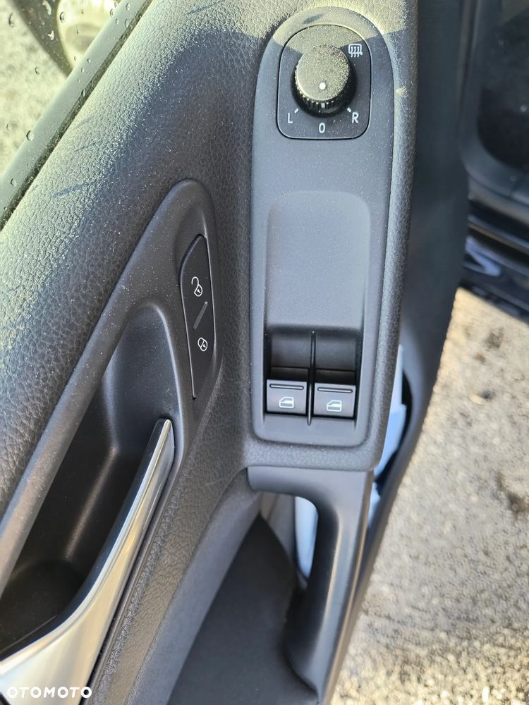 Volkswagen Golf - 8