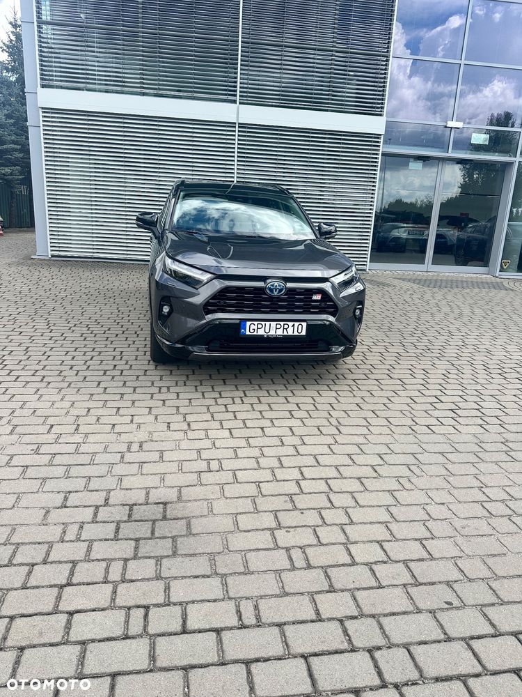 Toyota RAV4 - 6