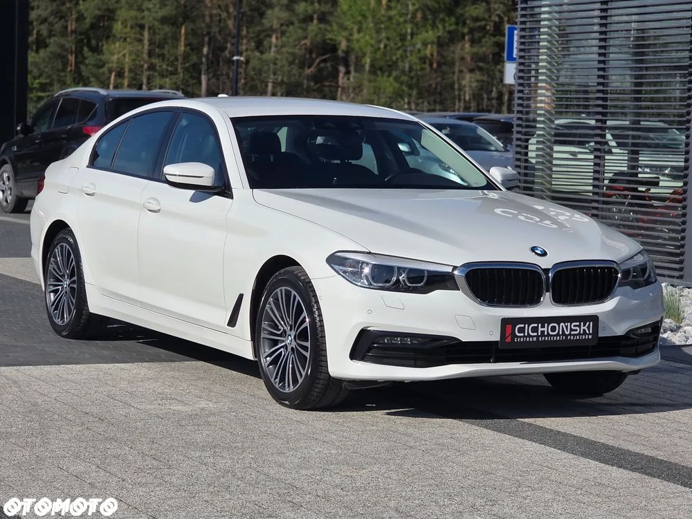 BMW Seria 5 530e iPerformance xDrive Sport Line sport - 5