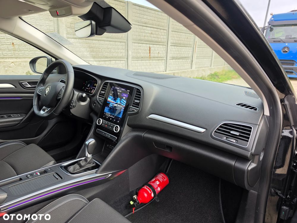 Renault Megane 1.6 E-TECH Plug-In Techno - 9