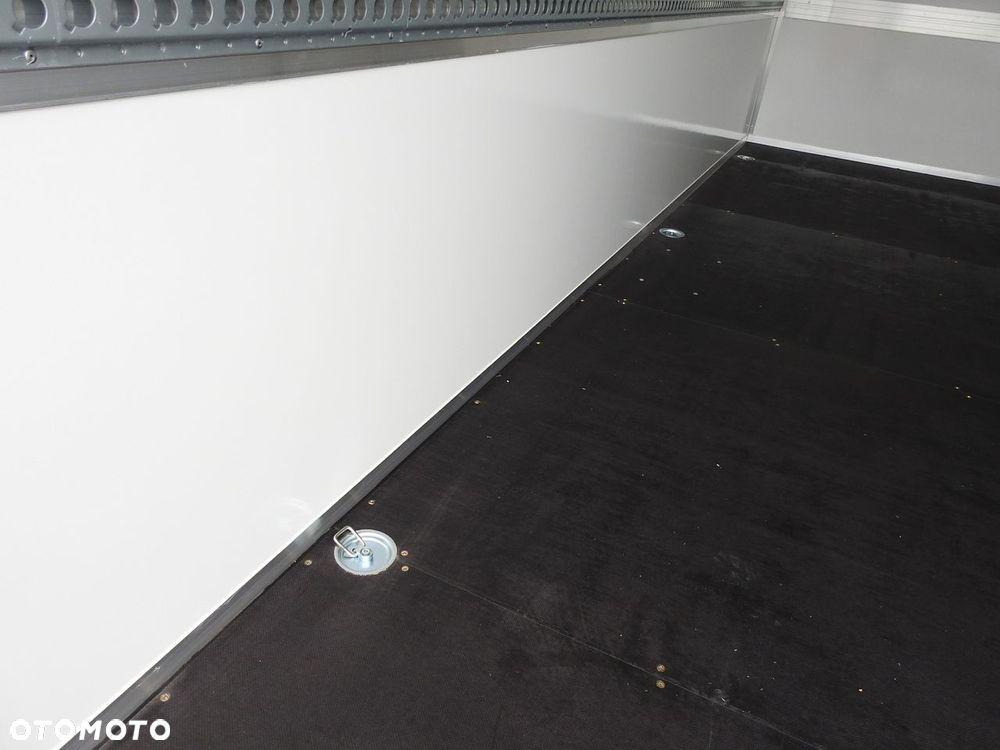 Iveco DAILY 35S18 NOWY KONTENER 10 PALET TEMPOMAT NAWIGACJA KLIMATYZACJA LEDY 180KM - 25