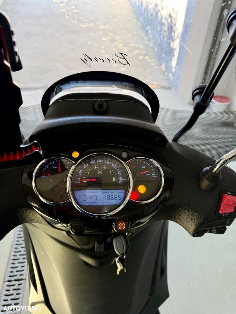 Piaggio Beverly - 4