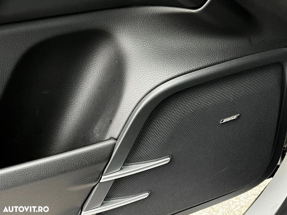 Porsche Cayenne - 23