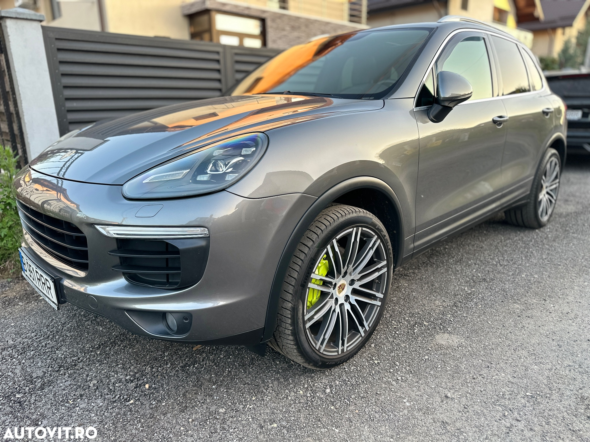 Porsche Cayenne S E-Hybrid Platinum Edition - 3