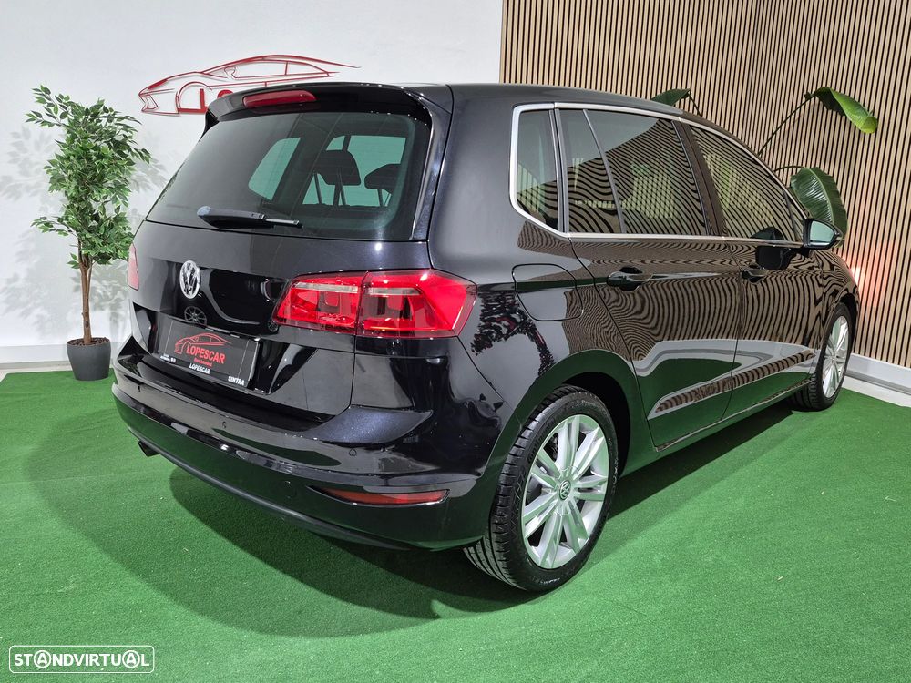 VW Golf Sportsvan 1.6 TDI Highline DSG - 5