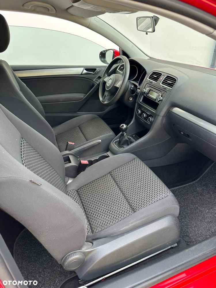 Volkswagen Golf - 25