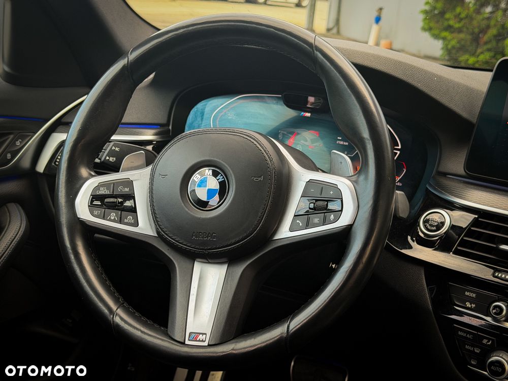 BMW Seria 5 520d xDrive mHEV M Sport sport - 21