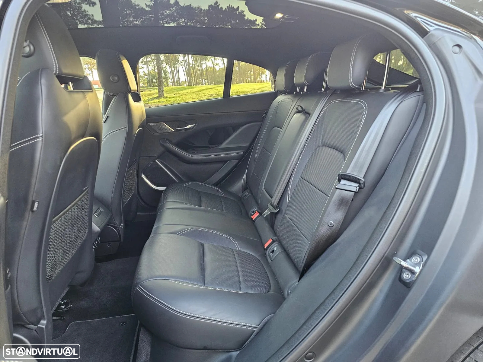 Jaguar I-Pace EV400 AWD HSE - 18