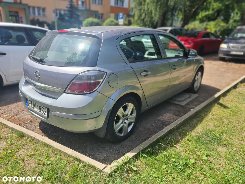 Opel Astra 1.6 - 4